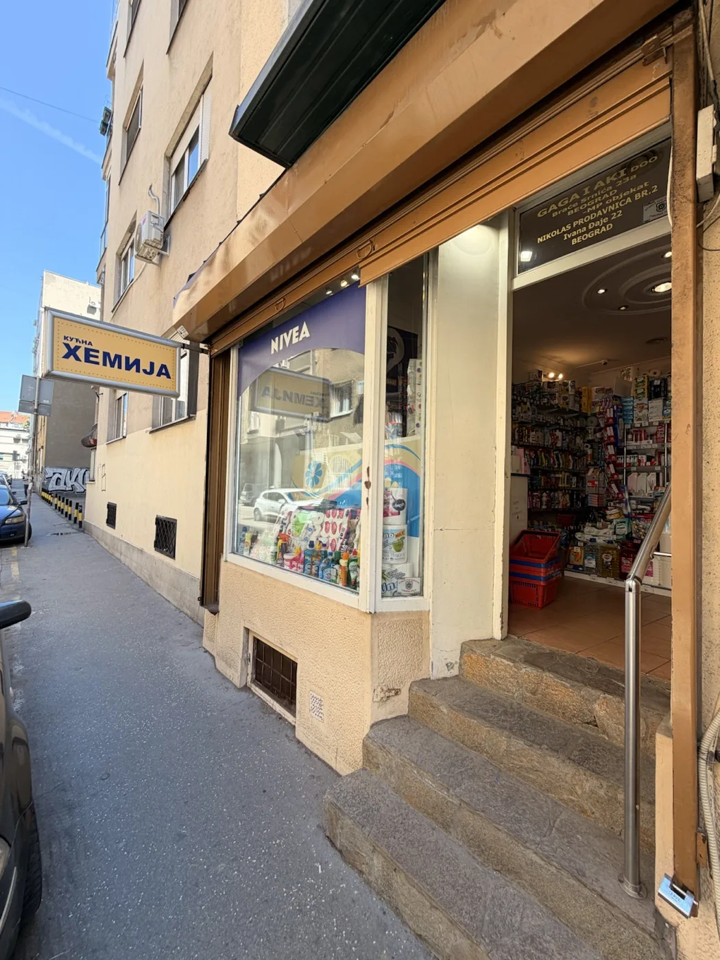 Maloprodaja kućne hemije Nikolas na Vračaru